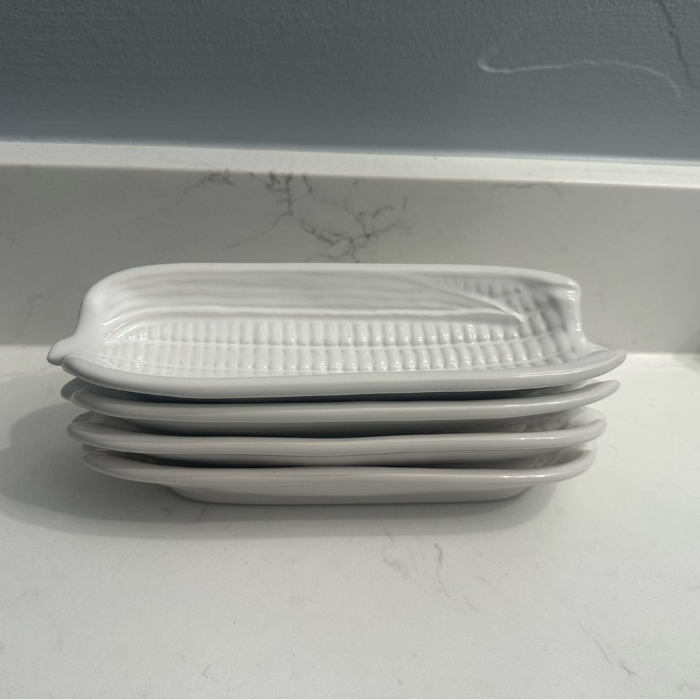 Set of 4 Bordallo Pinheiro Corn Cob Dishes